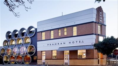 كيف تحولت الأنابيب الخرسانية المعاد تدويرها إلى المباني؟