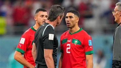 كاس العالم 2022، حكيمي يفتح النار على الحكم القطري 