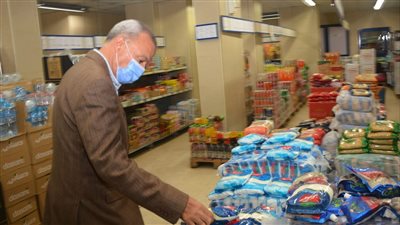 محافظ القليوبية يقود حملة مكبرة لمتابعة انضباط أسعار السلع الغذائية