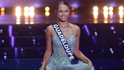 فتاة عمرها 18 عاما تفوز بجائزة ملكة جمال فرنسا