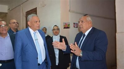 محافظ الوادي الجديد يستقبل وفد وزارة التخطيط