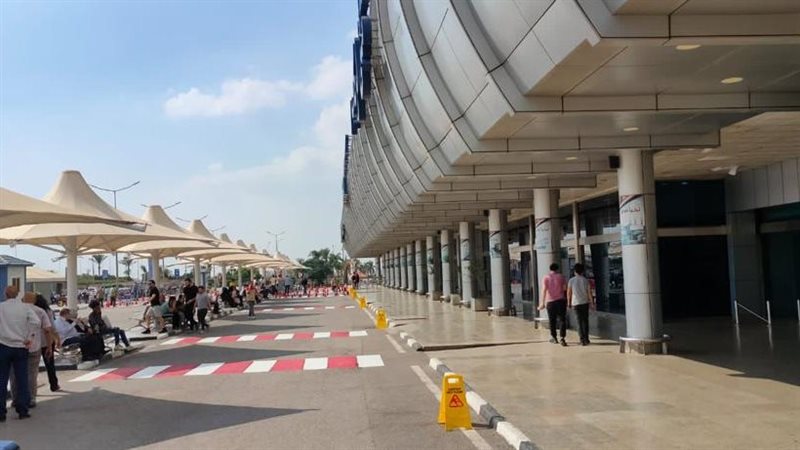 مطار القاهرة الدولي،فيتو