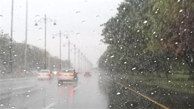 نصائح للقيادة في الأمطار وتجنب الحوادث