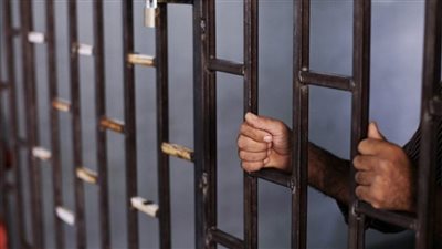 بريطانيا تطالب سجينا بدفع بدل إقامته في السجن