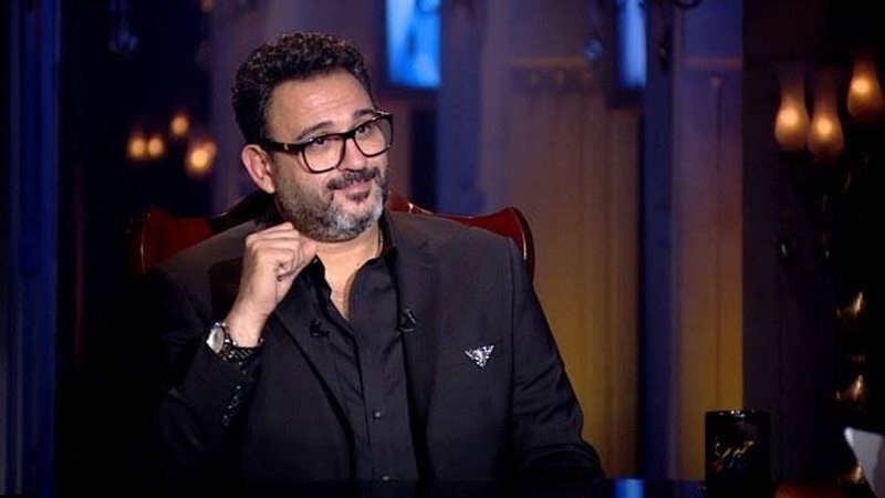 أكرم حسني، فيتو 