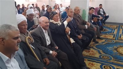 مياه الفيوم تنظم لقاء جماهيريا لأهالي دوار جبلة للتعرف علي احتياجات الصرف