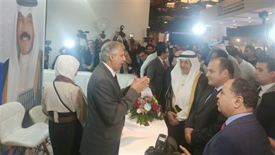 وزيرا المالية والصناعة يتفقدان معرض الأسبوع الكويتي في مصر (صور)