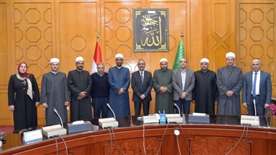 محافظ الإسماعيلية يستقبل أعضاء القافلة الدَعوية للأزهر (صور)