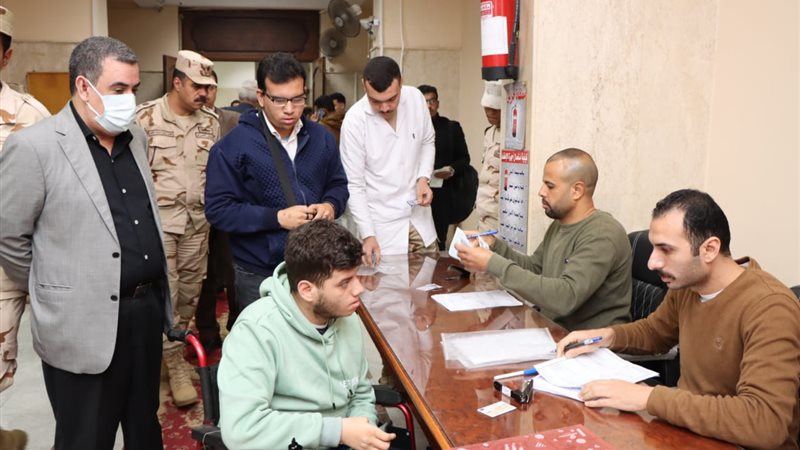 توقيع الكشف على الطلاب،