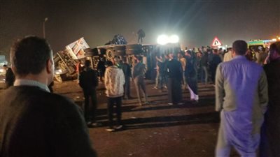 استعجال التقرير المروري في إصابة 13 شخصا بتصادم سيارة شرطة أعلى محور 26 يوليو
