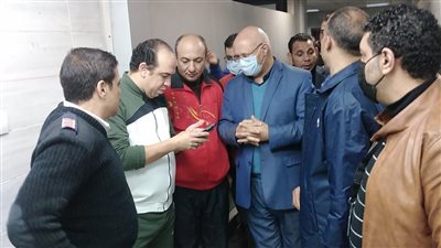 رئيس جامعة بنها يتابع الخدمات بالمستشفى الجامعي 