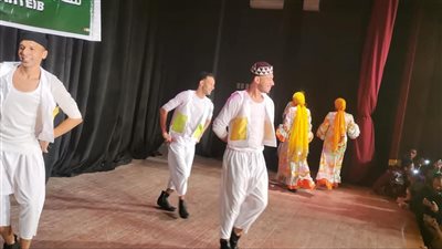 فرقتا قنا وأسيوط للفنون الشعبية تشعلان مهرجان التحطيب بالأقصر (صور) 