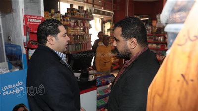 جولة تفقدية لنائب محافظ بني سويف على بعض المحال التجارية لمتابعة الأسعار 