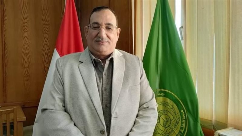  جلال الطاهر سكرتير