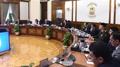 رئيس الوزراء يتابع موقف توافر السلع واستعدادات استقبال شهر رمضان