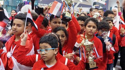 ثروة عقول مصر.. 100 طالب يشاركون في المسابقة العالمية للحساب الذهني بالإمارات، وفوز 3 مصريين بالمركز الأول (فيديو)