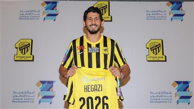 أول تعليق من أحمد حجازي على تجديد عقده مع اتحاد جدة 