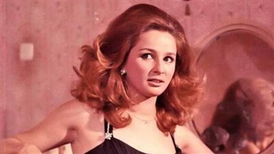 نجلاء فتحي، ملكة الرومانسية التي أثارت الجدل بحديثها عن عادل إمام، وهذا عدد زيجاتها