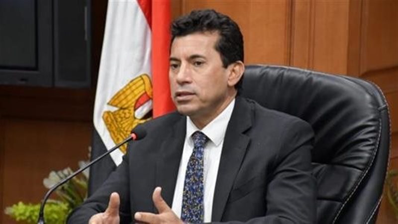 وزير الشباب والرياضة