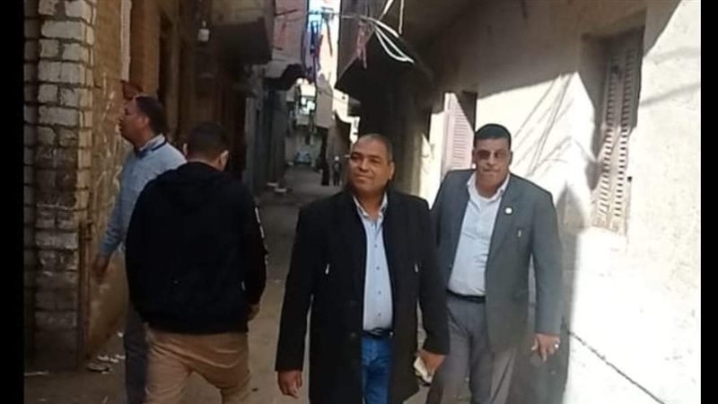 رئيس حي اوسيم يقود
