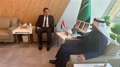 وزير الصحة يبحث مع نظيره السعودي تحقيق الأمن الدوائي للشعوب العربية