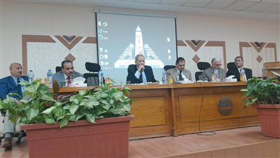 جامعة حلوان تشارك في الاجتماع 28 للجنة تنفيذ مشروع محو الأمية