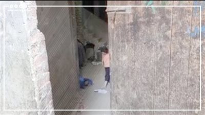 جثة في بئر صرف صحي.. قصة إنهاء عامل حياة زوجته بالرصاص وابنتيه بالساطور (فيديوجراف)