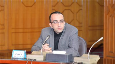 نائب محافظ الإسماعيلية يشدد على ضرورة إعلان التجار عن الأسعار