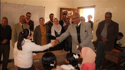 وكيل التعليم ببني سويف يوجه بتقديم الدعم والرعاية للطلاب الموهوبين