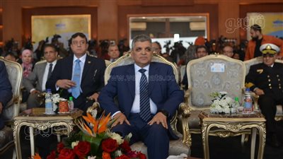 أسامة ربيع يحسم الجدل بشأن أموال صندوق قناة السويس