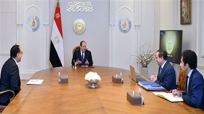 السيسي يتابع جهود الدولة للبحث والاستكشاف في مجال الغاز الطبيعي والبترول.. ويكلف بتكثيف الجهود.. والإسراع في تنفيذ مشروع إنتاج 