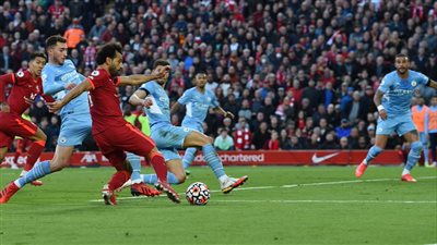 مانشستر سيتي يستضيف ليفربول في قمة الدوري الإنجليزي الممتاز 