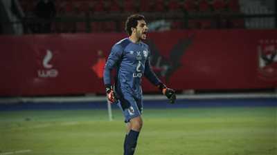 نجم الأهلي: مصطفى شوبير سيتفوق على والده ولم يأت لاعب مصري مثل الخطيب