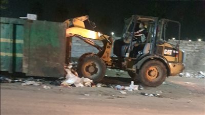 صيانة ورفع كفاءة الإنارة العامة بمدينة القنطرة شرق بالإسماعيلية (صور)