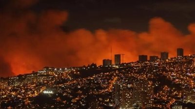 قتيلان وتدمير 400 منزل بحريق في تشيلي