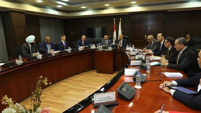 وزير النقل يبحث مع نظيره الكندي سبل التعاون المشترك