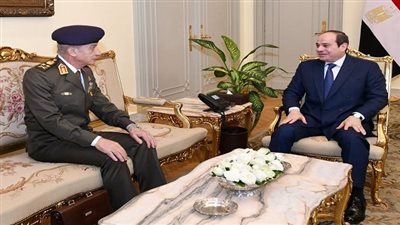 أسبوع رئاسي حافل.. السيسي يشارك في مؤتمر بغداد للتعاون والشراكة.. يكلف الحكومة بتوفير السلع الغذائية والرعاية الصحية للمواطنين.. واكتشافات في الغاز الطبيعي والبترول