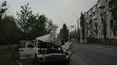 إصابة شخصين في انفجار سيارة وسط مدينة ميليتوبول بأوكرانيا 