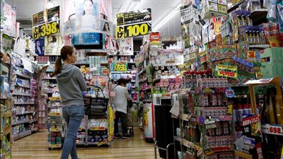 التضخم في اليابان يصل أعلى مستوى منذ 40 عاما.. وتجار التجزئة يخططون لزيادة المنتجات الغذائية