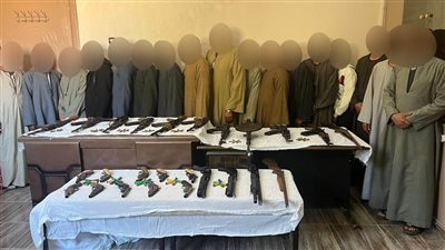 حملة أمنية بأسيوط تضبط 30 قطعة سلاح نارى و15 قضية مخدرات 