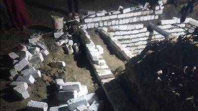 التصدي لمحاولة تعد بالبناء بقرية الرياح بالإسماعيلية (صور)