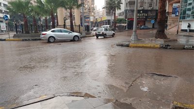 هطول أمطار غزيرة على شرق وغرب الإسكندرية 