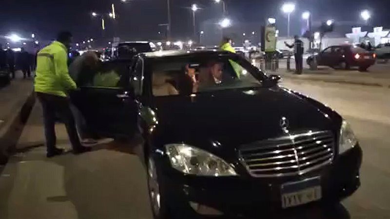 العامري فاروق يغادر