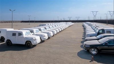 السوق المصري يستقبل 69 سيارة مرسيدس بنز 