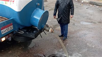 انتشار سيارات الصرف الصحي بالإسكندرية ورفع حالة الطوارئ
