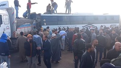 13 سيارة إسعاف لنقل مصابي حادث أتوبيس طريق جمصة بالدقهلية 