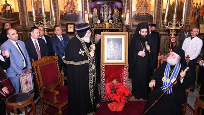 البابا تواضروس يهنئ بطريرك الروم الأرثوذكس بالكريسماس