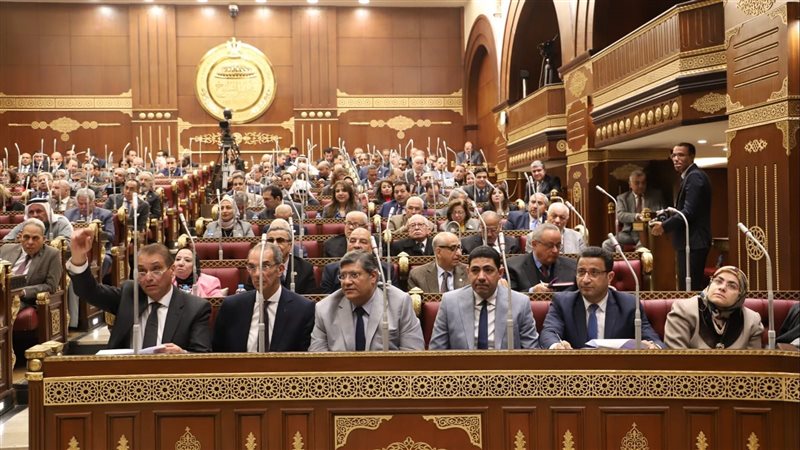 الشيوخ يوافق على