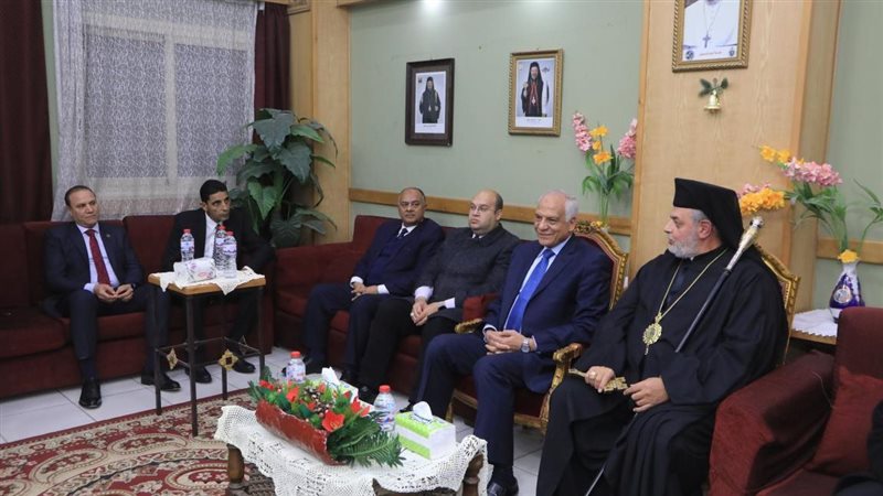 محافظ الجيزة يهنئ
