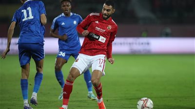 الدوري الممتاز، استمرار التعادل السلبي بين الأهلي وسموحة بعد 75 دقيقة (صور)